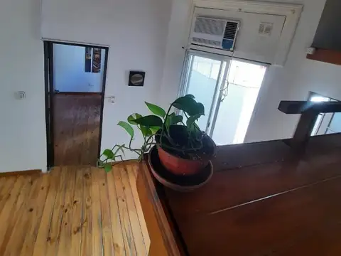 Depto Tipo Casa 2 ambientes con 1 baño