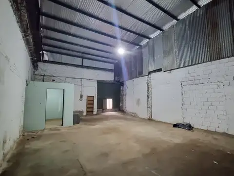OPORTUNIDAD GALPON ALQUILER UN SOLO MES DE INGRESO 