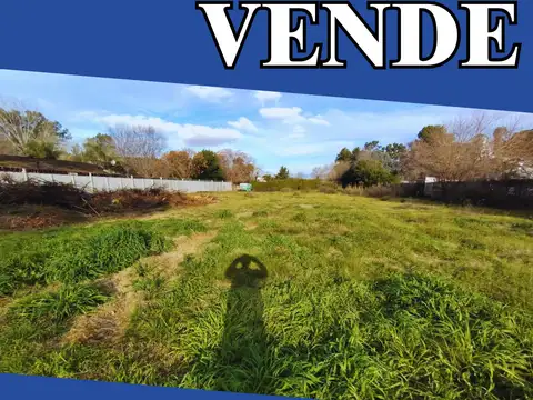 4 lotes en Barrio La Esmeralda 