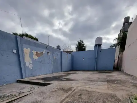 Depto Tipo Casa en Alquiler de 3 ambientes