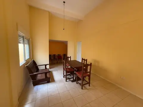 Depto Tipo Casa en Venta de 3 ambientes