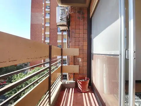 Departamento en Alquiler en Coghlan, $ 1.400.000