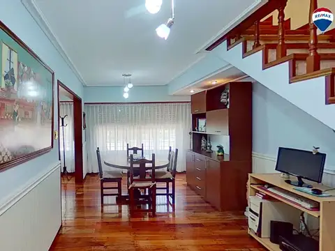 VENTA CASA 4 AMBIENTES BERAZATEGUI