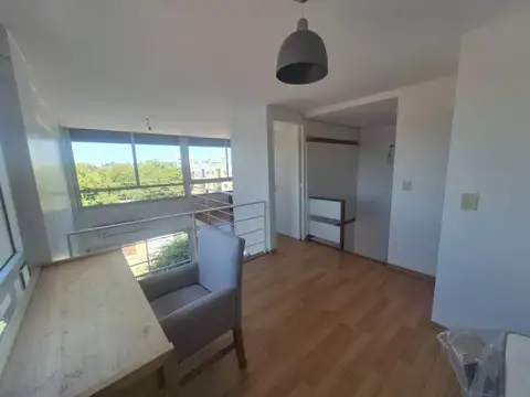 Departamento en Alquiler con 1 cocheras