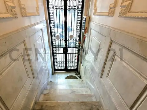 Bacacay 2500, Piso 0