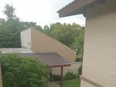 VENTA CASA 5 AMBIENTES BELLA VISTA CON QUINCHO Y PILETA