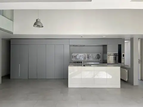 Depto Tipo Casa en Alquiler de 4 ambientes