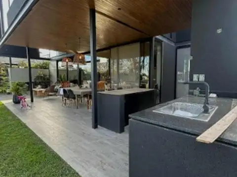Casa en Venta en Tigre Centro, USD 720.000