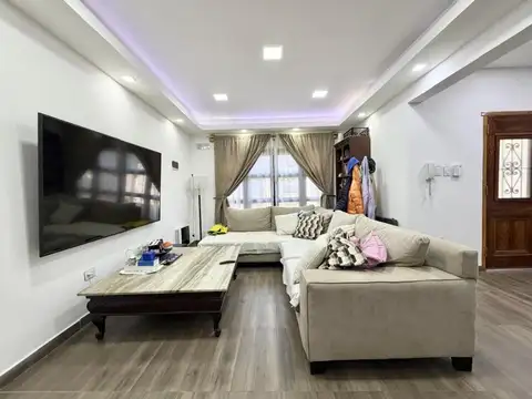 Casa minimalista 5 ambientes en excelente estado