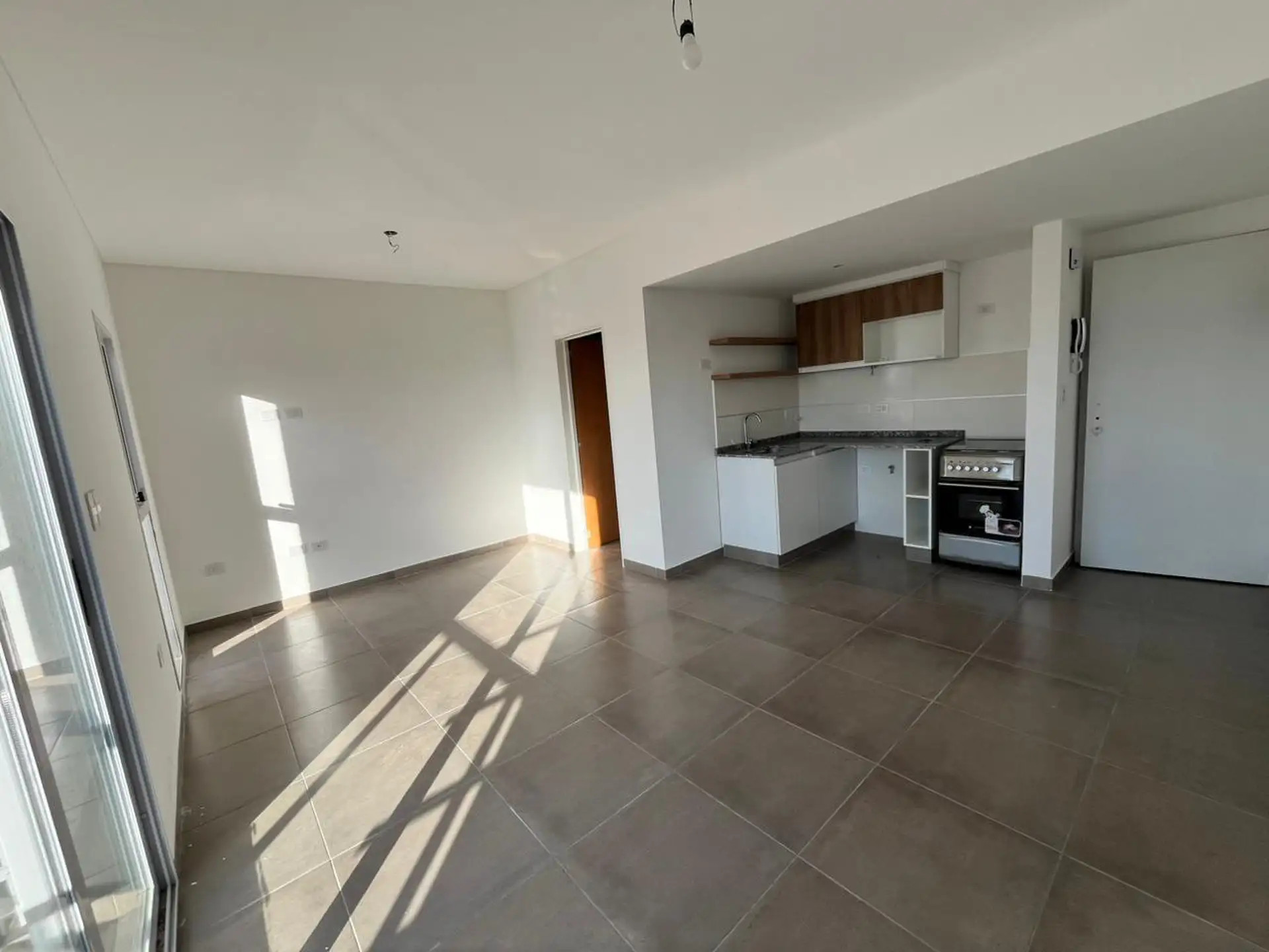 Departamento en Alquiler en Villa Real, $ 450.000