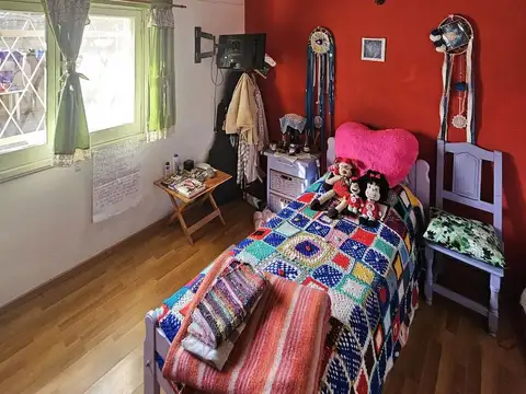 Casa en Venta con 3 cocheras