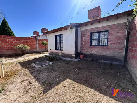 Barrio Pinares 100