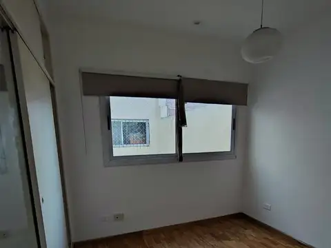 Departamento en Alquiler en Villa del Parque, $ 700.000