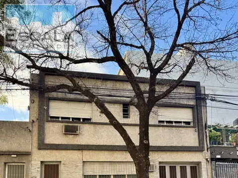 CASA DE 3 DORM CON COCHERA EN VENTA