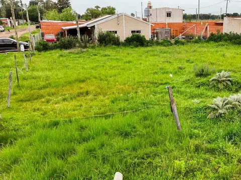 Terreno en Venta en Oro Verde, USD 9.800