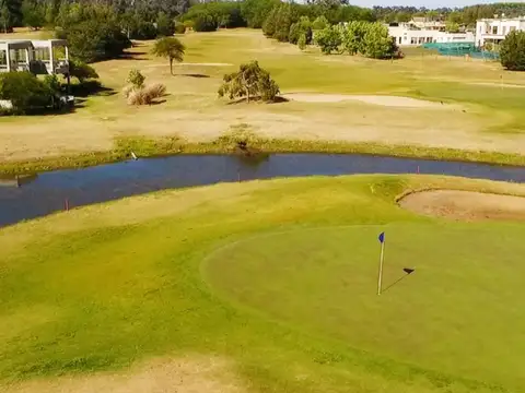 Terreno en Venta en Medal Country club, USD 28.000