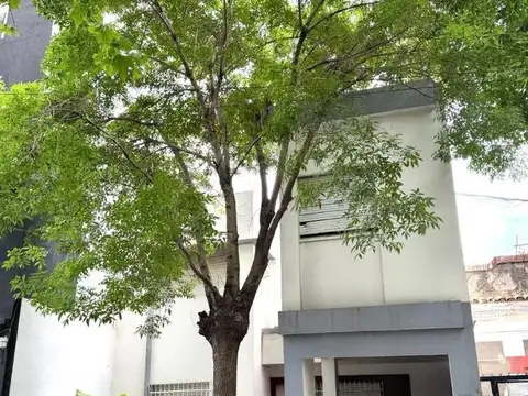 Lote con demolicion , USAB 2 PB+4 PISOS