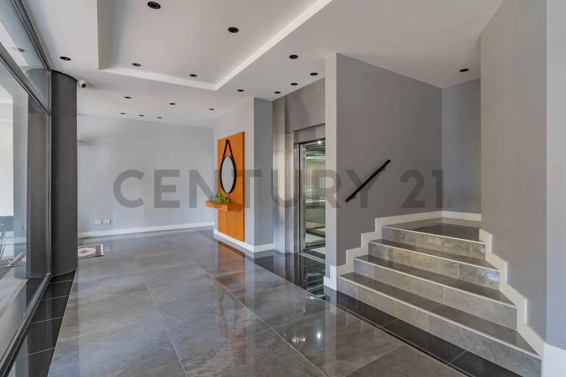 Venta Departamento 3 Ambientes a Estrenar con Cochera y Baulera Zona Güemes