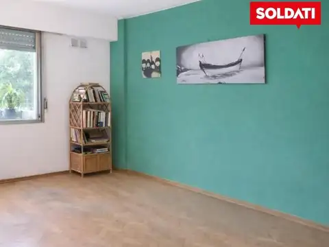 Departamento dos ambientes en San Isidro, con vista al frente y contrafrente.