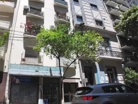RECOLETA. A RECICLAR. MUY LINDO 3 AMB CON DEP EN EDIFICIO DE ESTILO