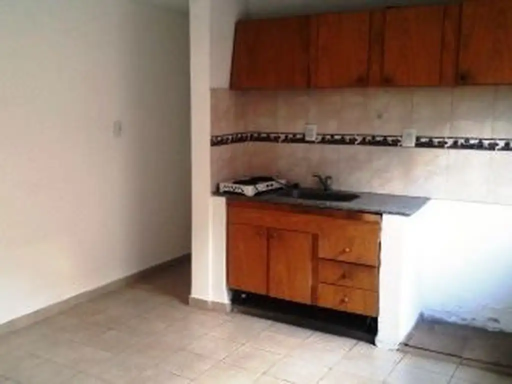 Complejo de 3 departamentos de un dormitorio  de 3 Unidades en San Luis