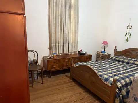 Venta casa planta alta - 3/4 habitaciones - 27 de Febrero al 2400