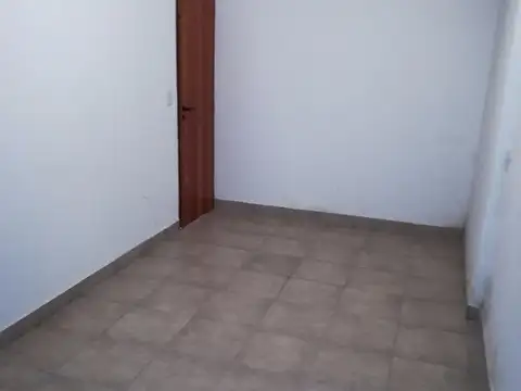 HERMOSO DUPLEX CON COCHERA