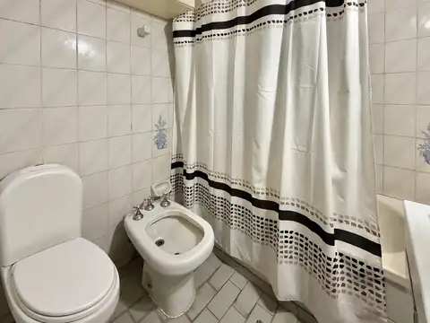VENTA/ PERMUTA- Casa de tres dormitorios - Cañada de Gómez
