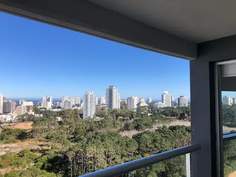 Departamento en Alquiler en Playa Brava, USD 2.800