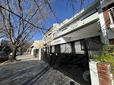 Alquiler Casa orientada a Oficina / 4 Ambientes en  Barrio River