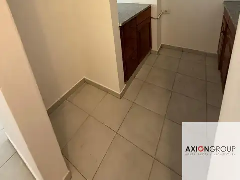 Monoambiente con patio en alquiler