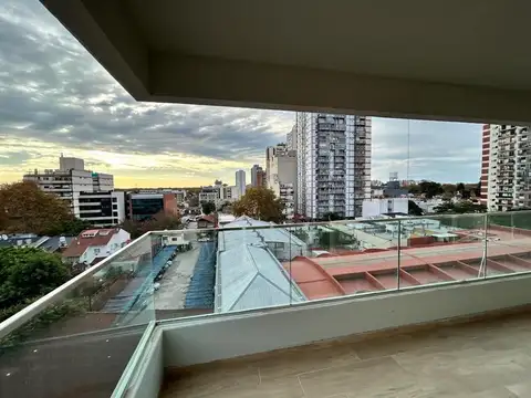 Duplex de categoría con vista panorámica a toda la ciudad