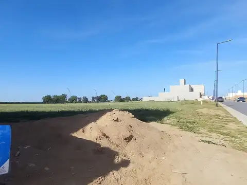 VENTA LOTE CAMPOS DE MANANTIALES 312 M2