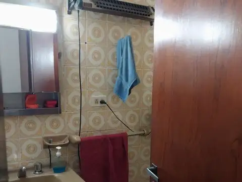 Duplex de cuatro ambientes en venta en Haedo Norte Apto Cred