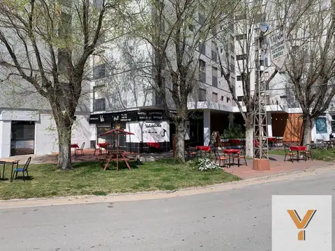 Avenida Talas del Tuyú e/ 71 y 20
