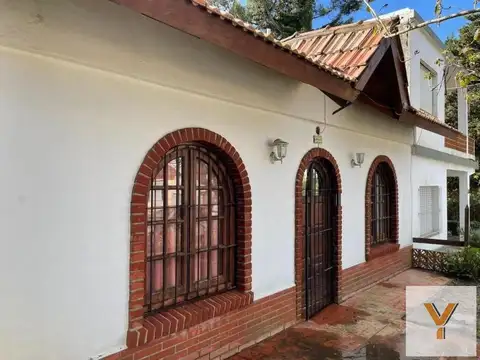 Avenida 4 y Paseo 130