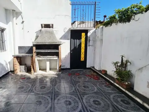Depto Tipo Casa en Venta al Oeste