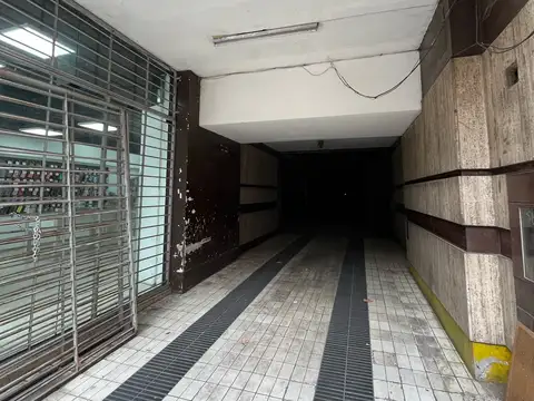 COCUCCI INMOBILIARIA VENDE cochera en el centro