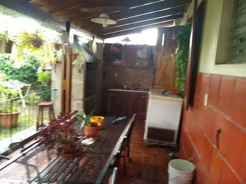 Depto Tipo Casa 3 ambientes con 1 baño