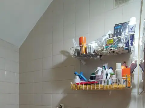 Depto Tipo Casa 4 ambientes con 3 baños