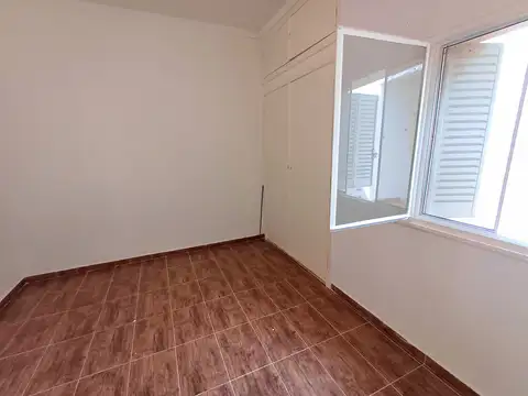 Depto Tipo Casa en Alquiler de 2 dormitorios