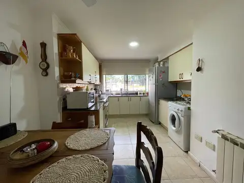 Departamento 2 ambientes con 2 baños