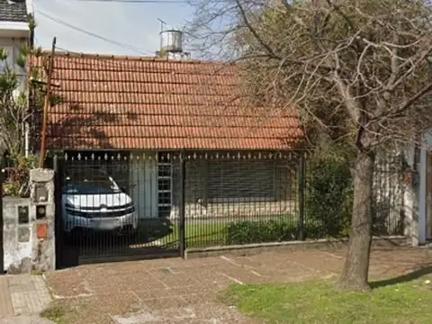 Casa  en 2  Plantas  4  Amb  en Venta