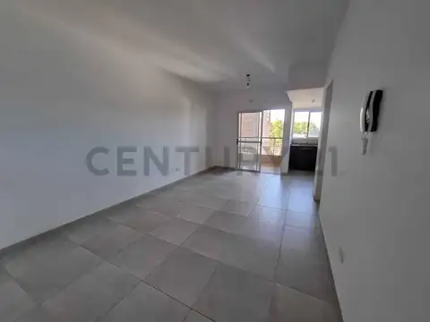 VENTA DEPARTAMENTO 2 AMBIENTES CON BALCON - CIUDADELA NORTE