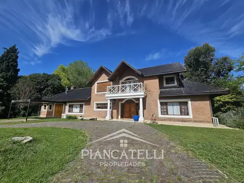 Importante Casa en Venta y Alquiler en Club de Campo San Diego