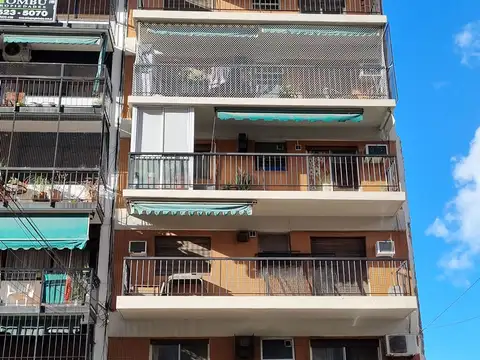 EXCELENTE DEPARTAMENTO DOS AMBIENTES -BAJAS EXPENSAS