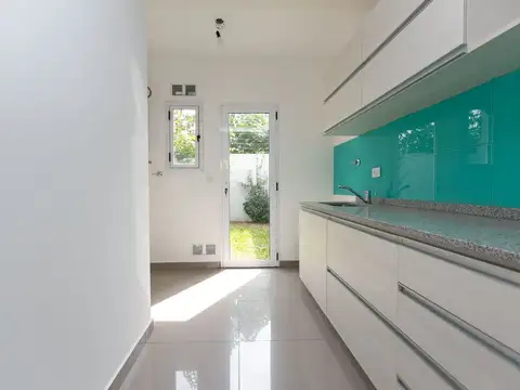 VENTA DUPLEX ITUZAINGO PATIO COCHERA