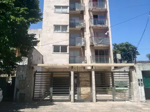 Venta Departamento 2 ambientes en Moron