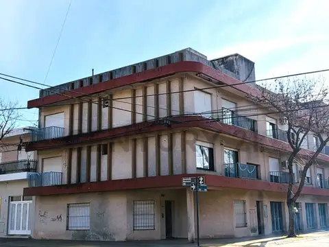 Departamento en Esquina Céntrica privilegiada