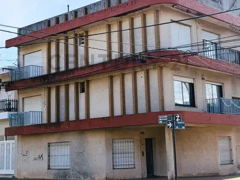 Balcarce 900, Piso 2